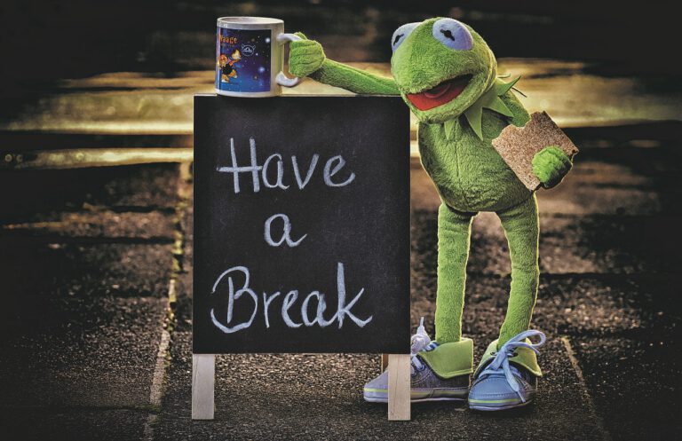 kermit, cup, drink coffee-3657139.jpg